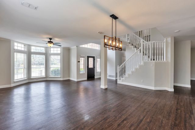 3825 Misty Glen Court, Bedford, TX 76021