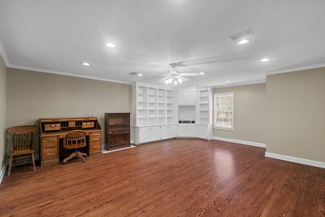 2000 Deerpath, Dothan, AL 36303