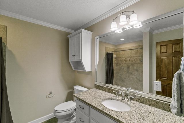 2000 Deerpath, Dothan, AL 36303