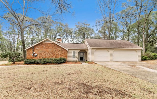 2000 Deerpath, Dothan, AL 36303