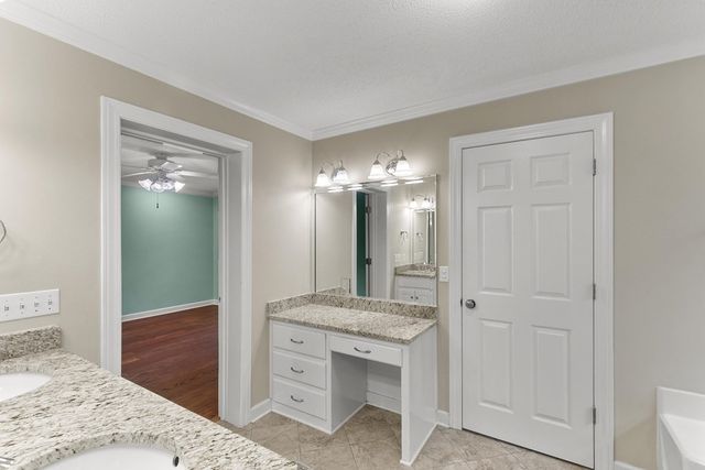 2000 Deerpath, Dothan, AL 36303