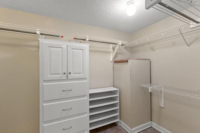 2000 Deerpath, Dothan, AL 36303