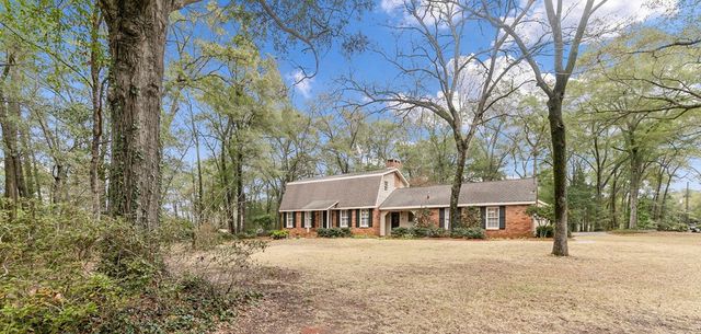 2000 Deerpath, Dothan, AL 36303