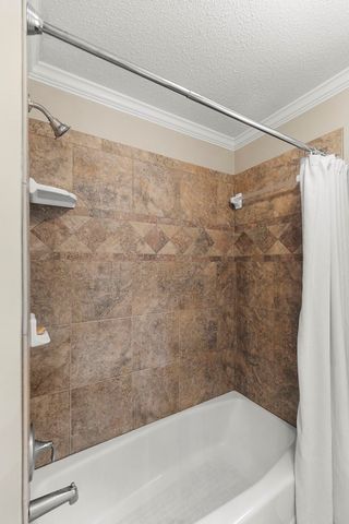 2000 Deerpath, Dothan, AL 36303