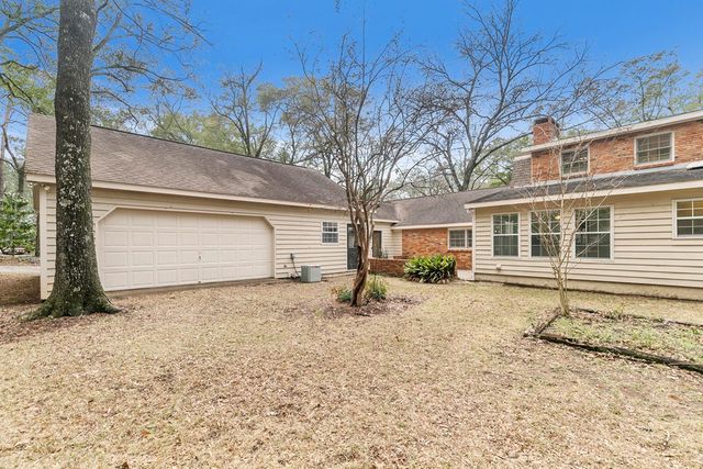 2000 Deerpath, Dothan, AL 36303