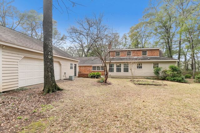 2000 Deerpath, Dothan, AL 36303