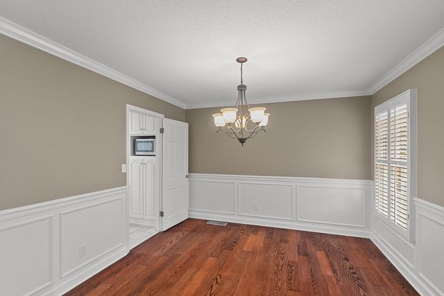 2000 Deerpath, Dothan, AL 36303