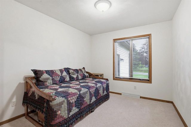 W5472 EDELWEISS COURT, Appleton, WI 54913