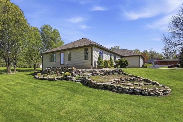 W5472 EDELWEISS COURT, Appleton, WI 54913