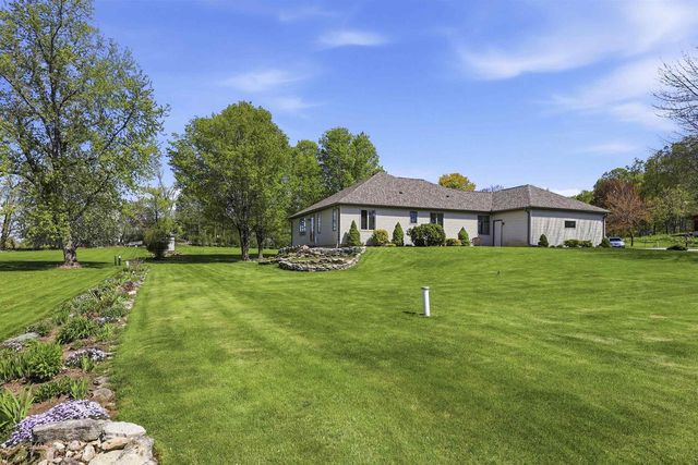 W5472 EDELWEISS COURT, Appleton, WI 54913