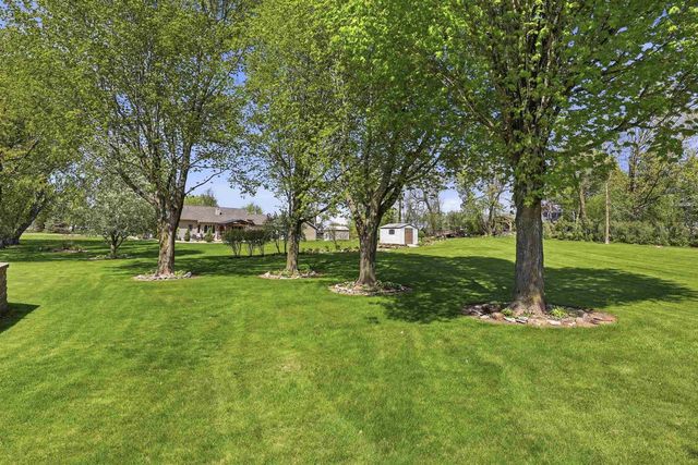 W5472 EDELWEISS COURT, Appleton, WI 54913