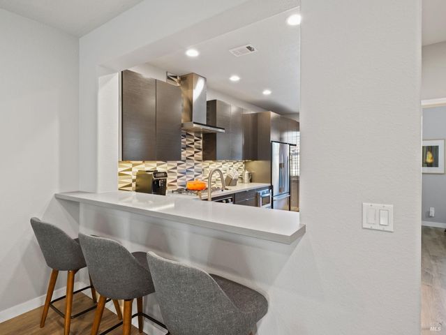 2035 Aristides Ct, Napa, CA 94559