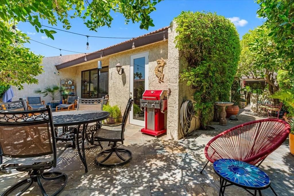 Image 13 of property listing at 1341 E Amado Road, Palm Springs, CA 92262