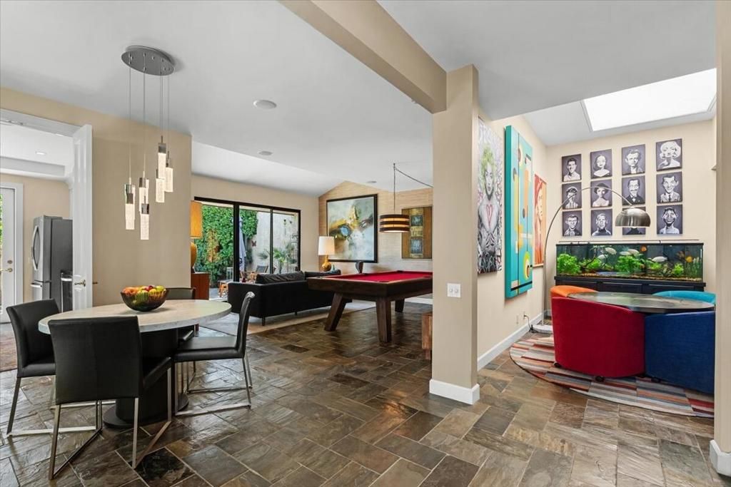 Image 19 of property listing at 1341 E Amado Road, Palm Springs, CA 92262