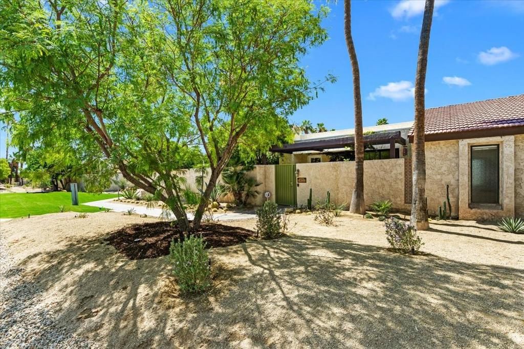 Image 44 of property listing at 1341 E Amado Road, Palm Springs, CA 92262
