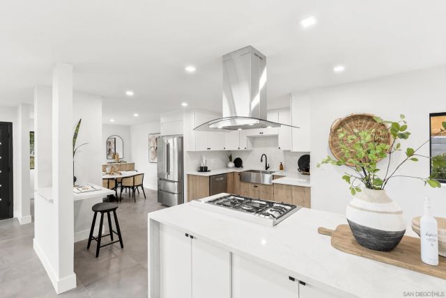 2029 Del Mar Heights, Del Mar, CA 92014