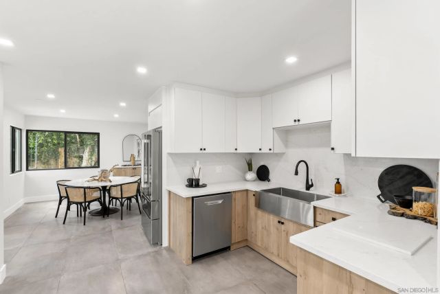 2029 Del Mar Heights, Del Mar, CA 92014