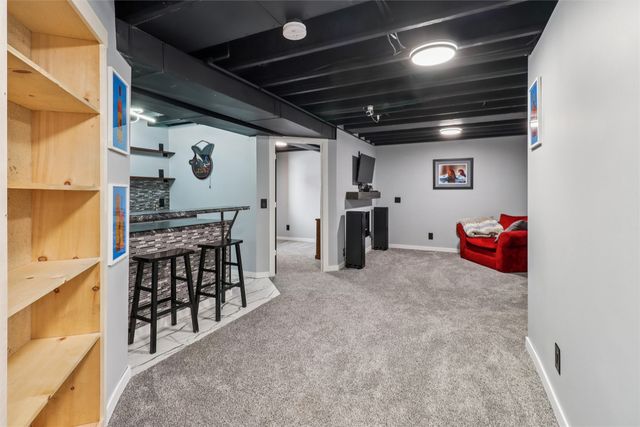 7105 SE 27th Street, Des Moines, IA 50320