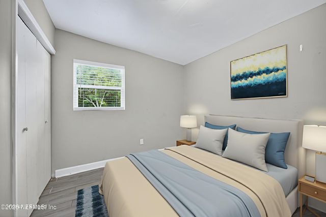 1023 DE PAUL Drive, Jacksonville, FL 32218