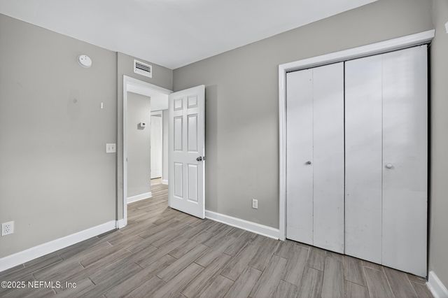 1023 DE PAUL Drive, Jacksonville, FL 32218