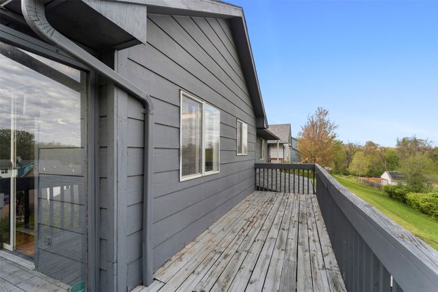 2439 SE 18th Court, Des Moines, IA 50320