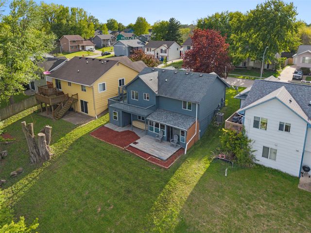 2439 SE 18th Court, Des Moines, IA 50320