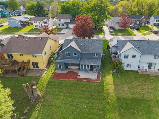 2439 SE 18th Court, Des Moines, IA 50320