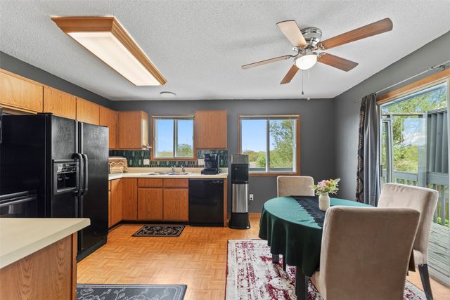 2439 SE 18th Court, Des Moines, IA 50320