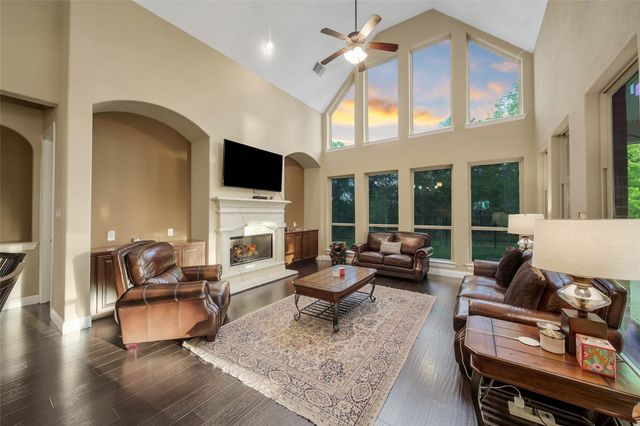 5 Copper Cove, Conroe, TX 77304