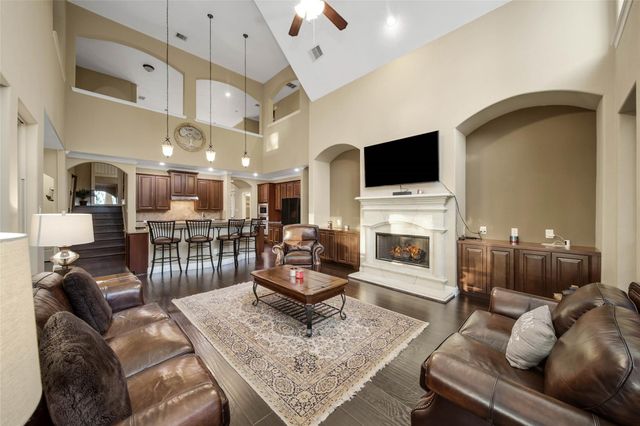 5 Copper Cove, Conroe, TX 77304