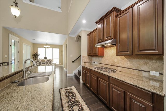 5 Copper Cove, Conroe, TX 77304