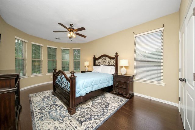 5 Copper Cove, Conroe, TX 77304