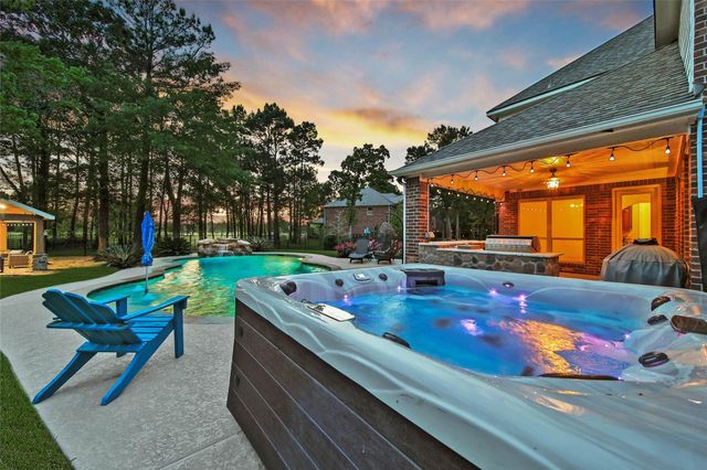 5 Copper Cove, Conroe, TX 77304