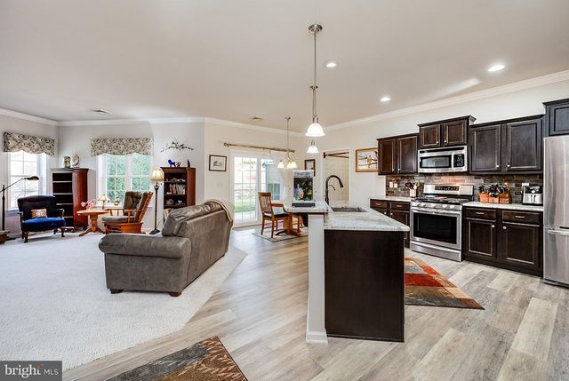 45 WINTERBERRY LN, Womelsdorf, PA 19567