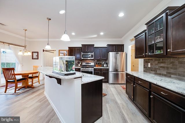 45 WINTERBERRY LN, Womelsdorf, PA 19567