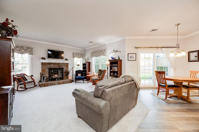 45 WINTERBERRY LN, Womelsdorf, PA 19567