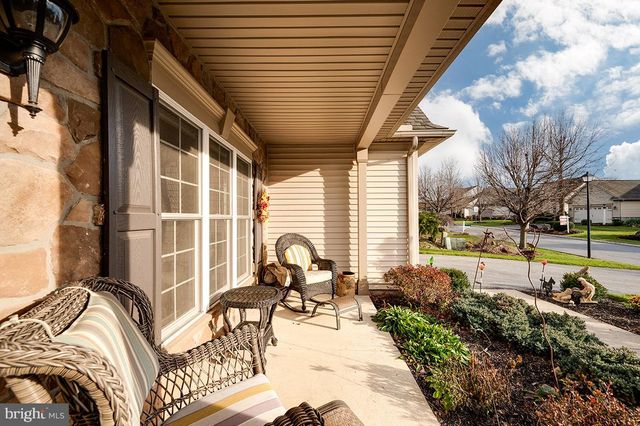 45 WINTERBERRY LN, Womelsdorf, PA 19567