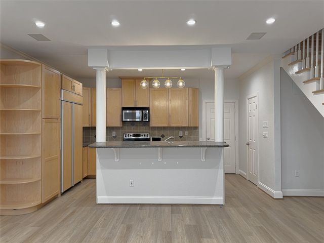 2976 Holly Hall Street 2976, Houston, TX 77054