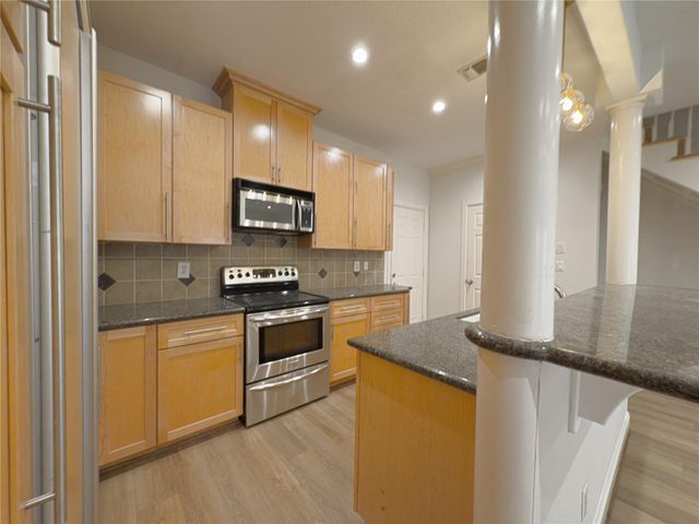 2976 Holly Hall Street 2976, Houston, TX 77054