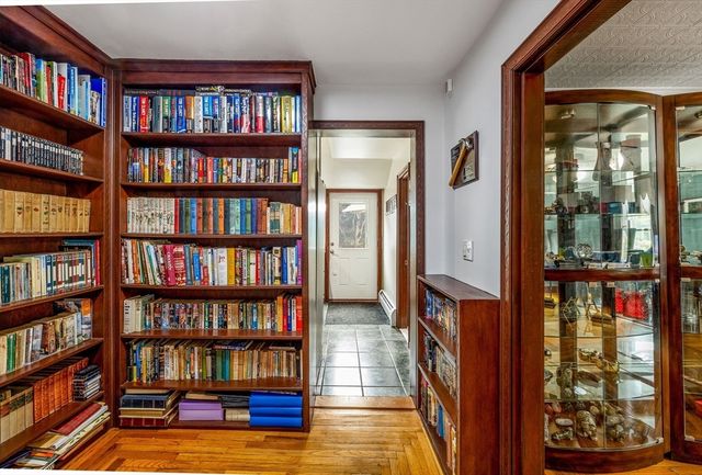 845 Middleboro Ave, Taunton, MA 02718
