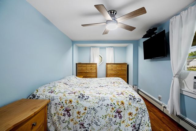 845 Middleboro Ave, Taunton, MA 02718