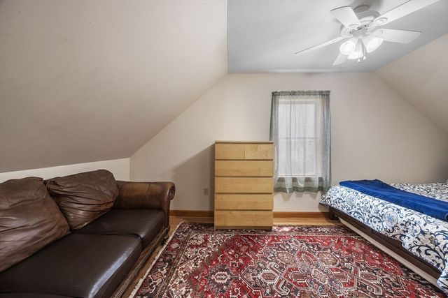 845 Middleboro Ave, Taunton, MA 02718