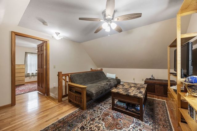 845 Middleboro Ave, Taunton, MA 02718
