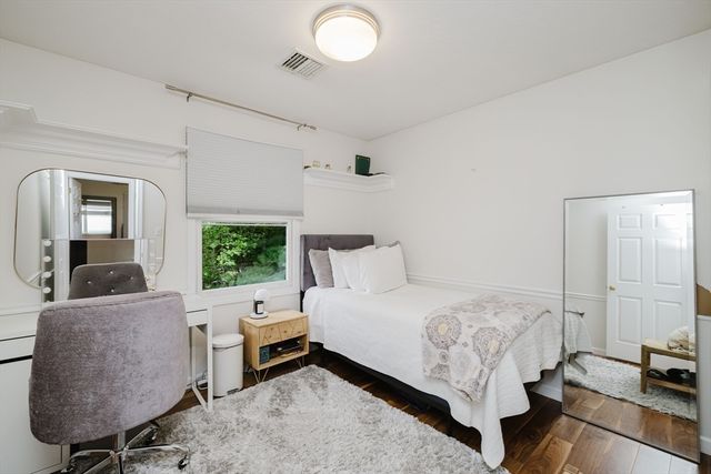 18 White Sisters Way, Canton, MA 02021