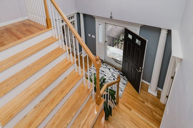 18 White Sisters Way, Canton, MA 02021