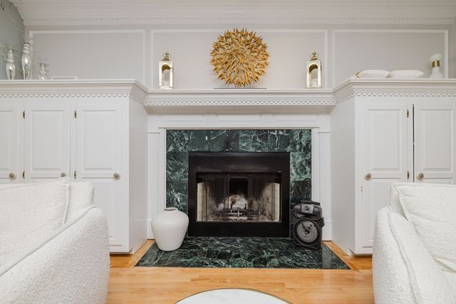 18 White Sisters Way, Canton, MA 02021