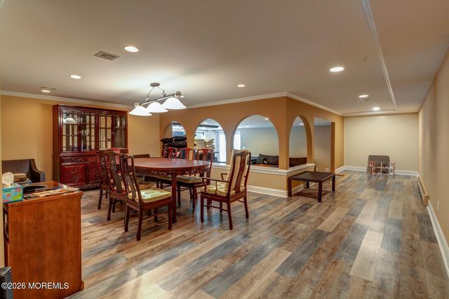 884 Breezy Oaks Drive, Toms River, NJ 08753