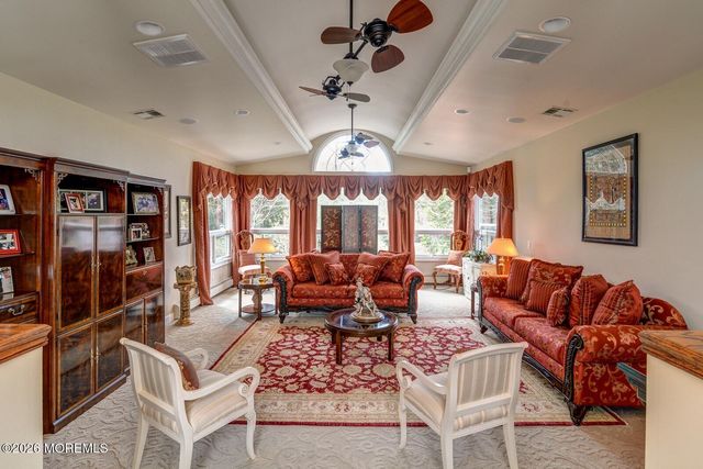 884 Breezy Oaks Drive, Toms River, NJ 08753