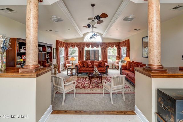 884 Breezy Oaks Drive, Toms River, NJ 08753