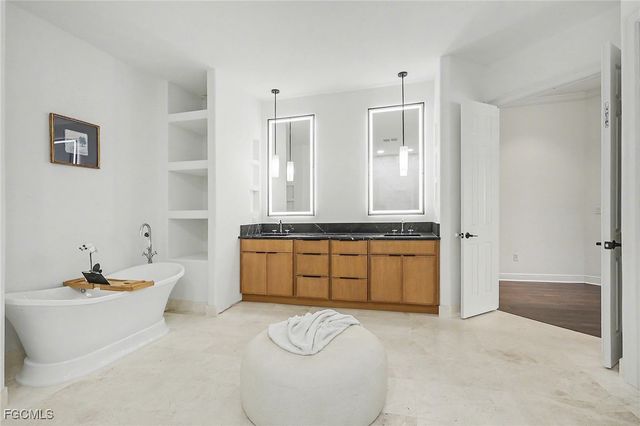 7376 Heritage Palms Estates DR, Fort Myers, FL 33966